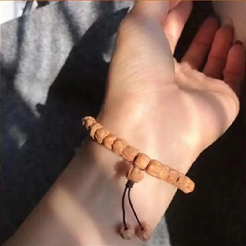 Tibetan heat Zhenjing product cacumen platycladi Tibetan men and women circle Bodhi bracelet passion fruit seeds single Cir