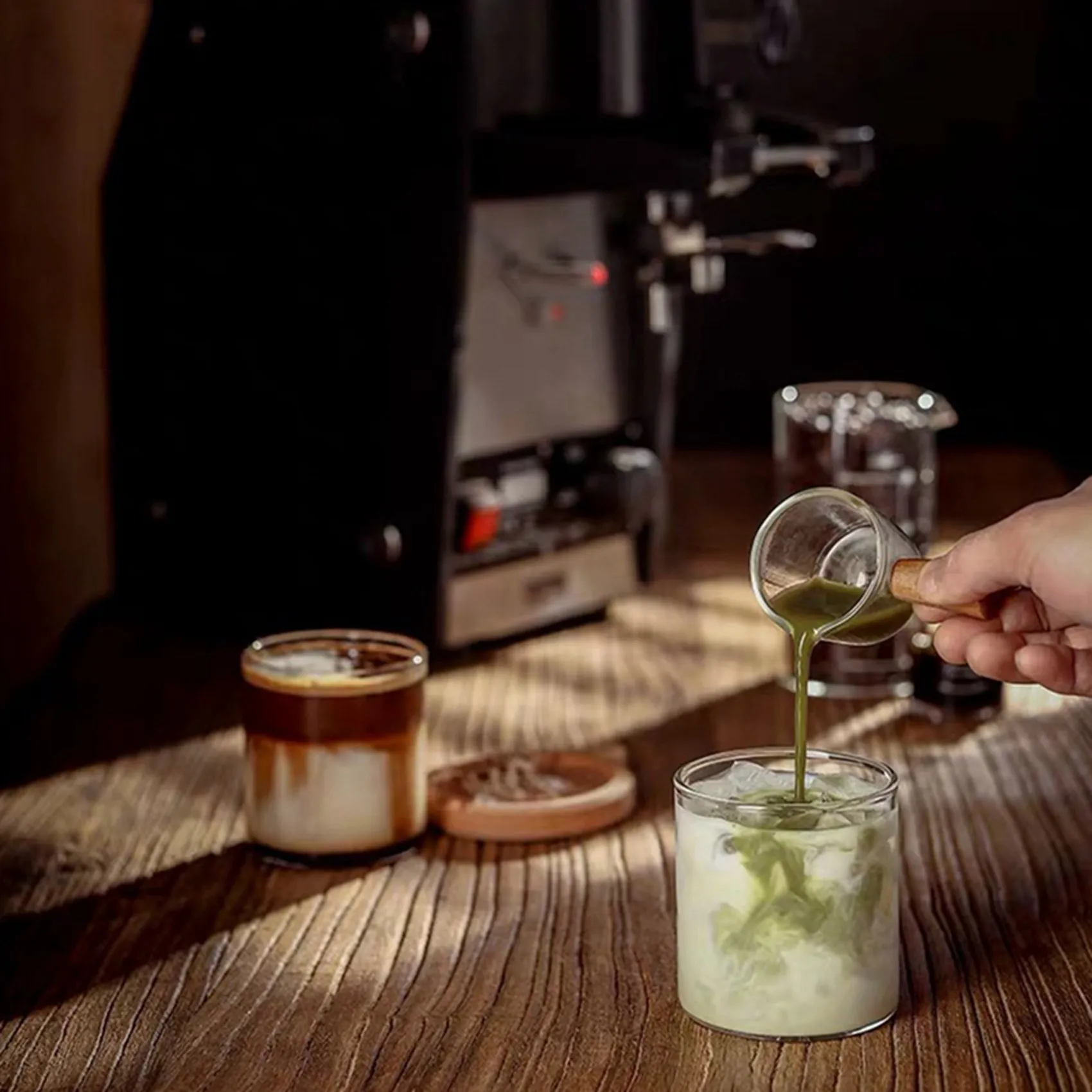 ABWZ-3X Glass Measuring Cup Espresso Shot Glass 75ML Triple Pitcher Barista Single Spouts With Wood Handle