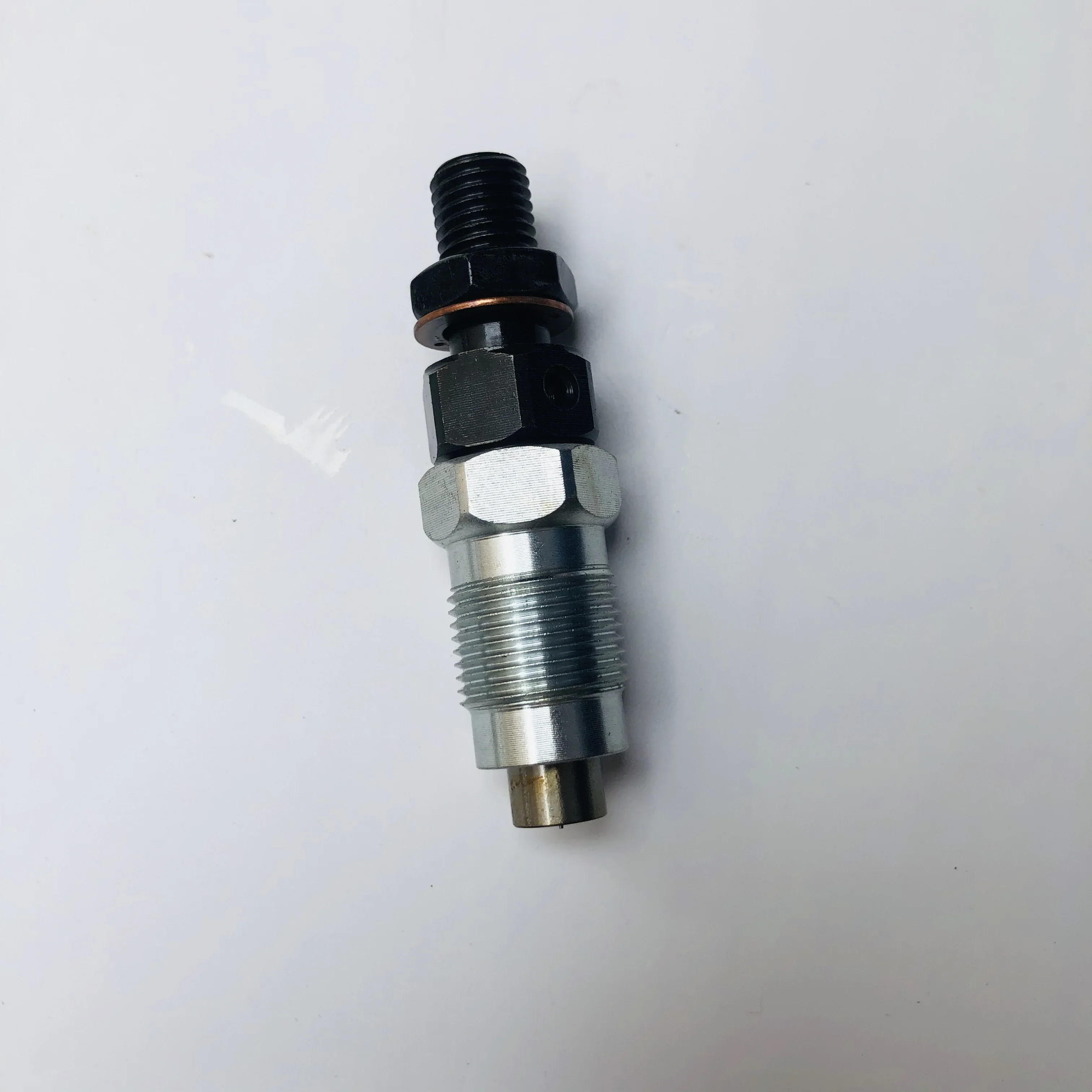 High Quality Diesel engine parts fuel injector