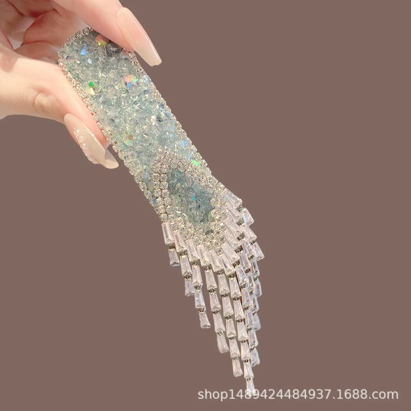 1pc Gem Blue Fringe Side Hair Clip Rhinestone Pearl Ethnic Forehead Bangs Clip for Women Unique Boho Hair Accessory