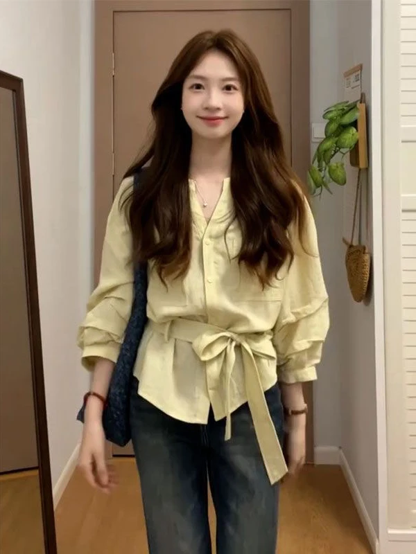 

Женский топ Ele Yellow с длинным рукавом и круглым вырезом, новинка ранней осени 2025 года, омолаживающий эффект, премиум-класс, модный дизайн