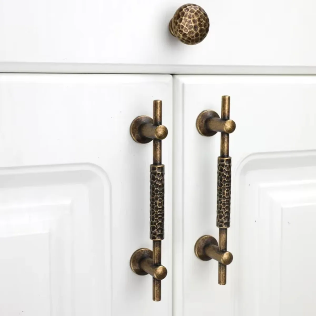 Nordic Vintage Handles for Cabinets and Drawers Bronze Knobs and Handles for Drawers Home Useful Accessories Cabinet Pulls