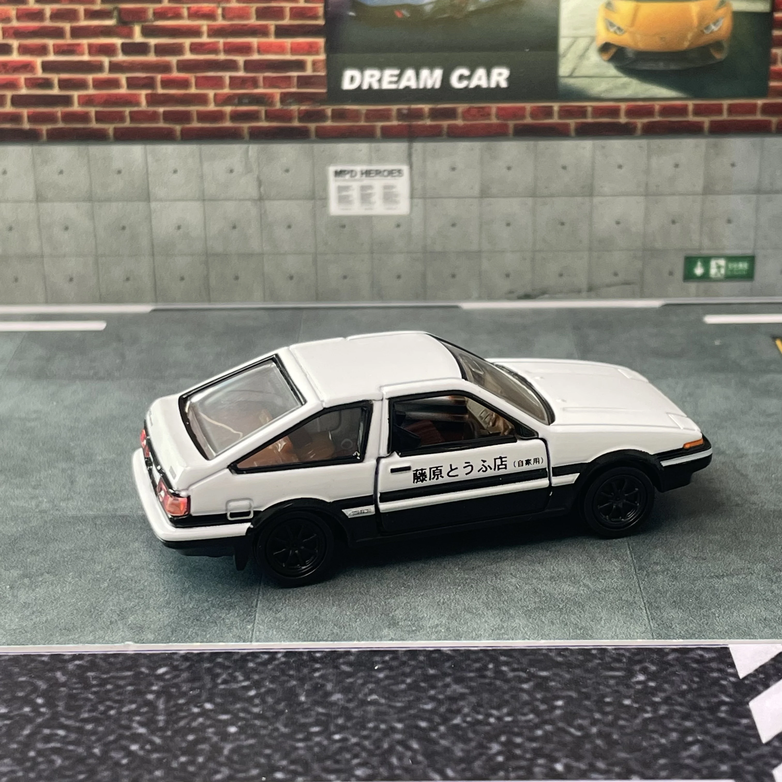 トミカ プレミアム アンリミテッド 01 頭文字D AE86 トーレノ タカラトミー 車 ホットポップカー 合金車両 ダイキャストメタルモデル 子供向け