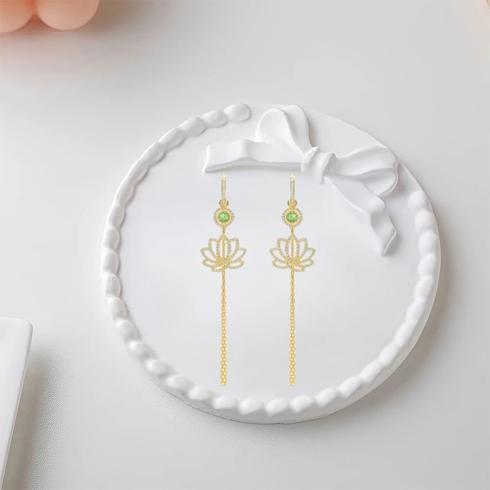 

2025 Hot Selling Brand Women's Earrings Fashionable, Simple, Luxurious Jewelry Suitable for Gifting To Friends