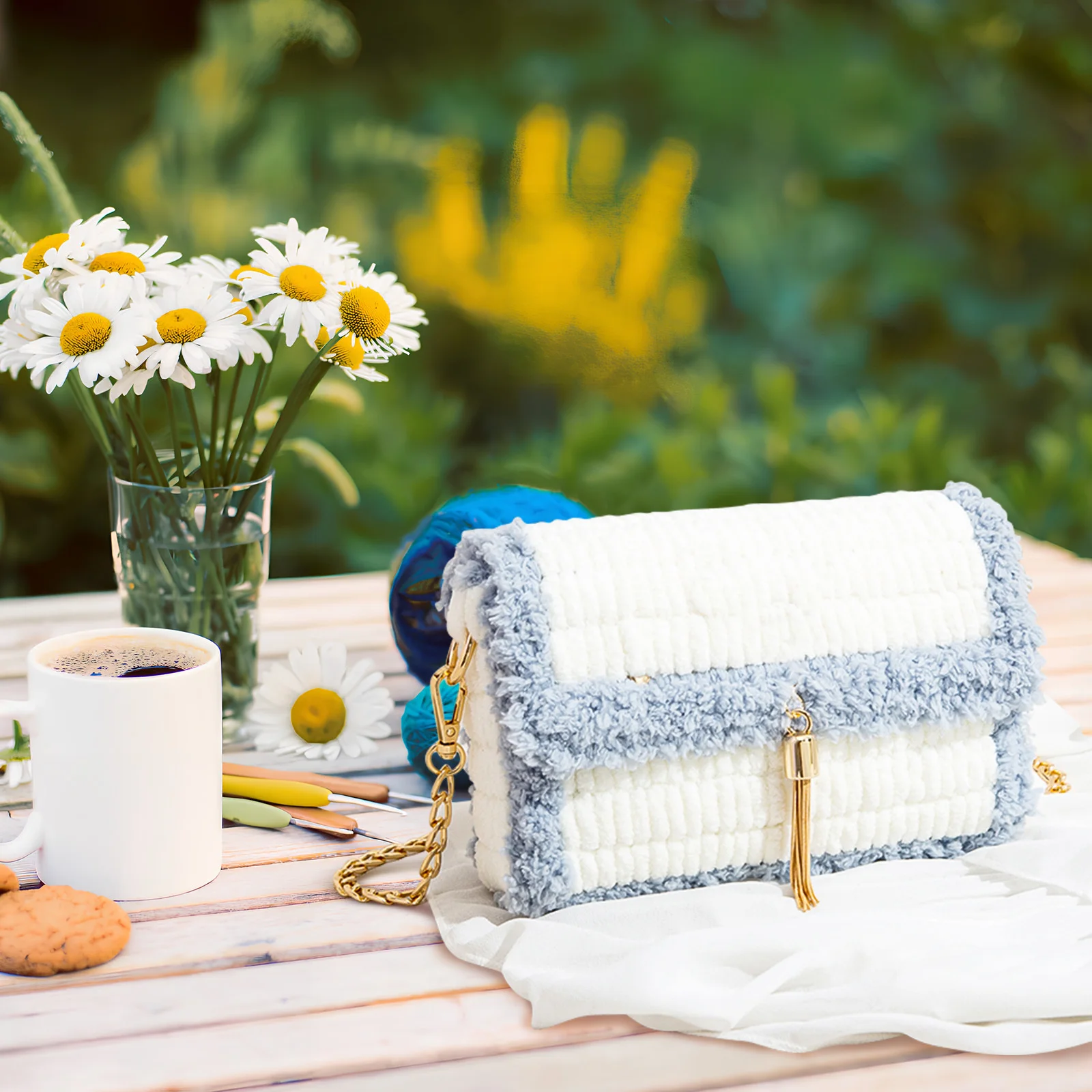 4 قطع من ألواح القماش البلاستيكية ذات التصميم الدقيق المطرزة مسبقًا للخياطة اليدوية وصياغة ورقة الشبكة البلاستيكية