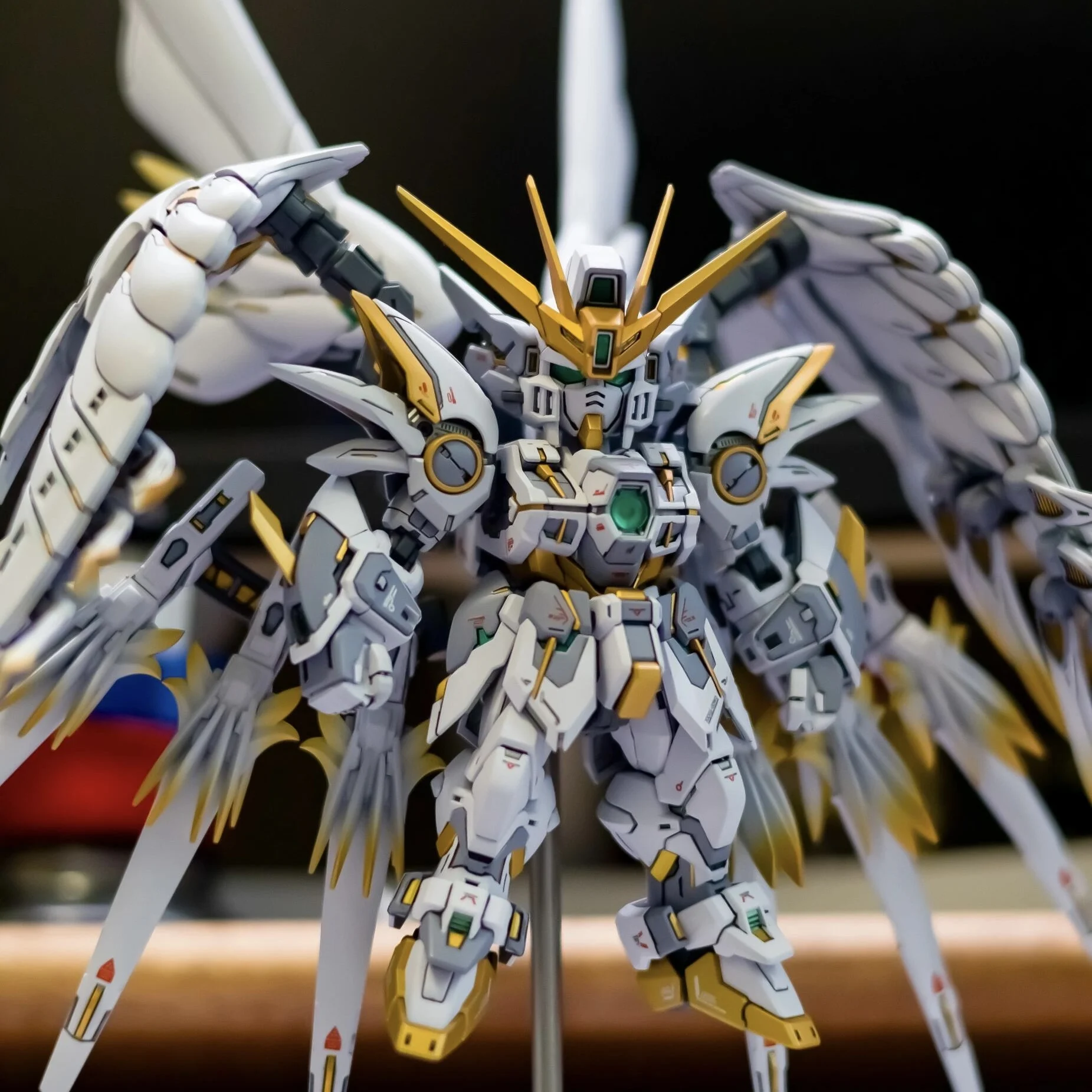 Gl Model Mgsd Wing Snow White Xxxg-00ysw Zestaw Modelarski do Składania Wing Zero Ew Xxxg-00w0 Figurka Akcji Robot Plastikowe Modele Zabawki