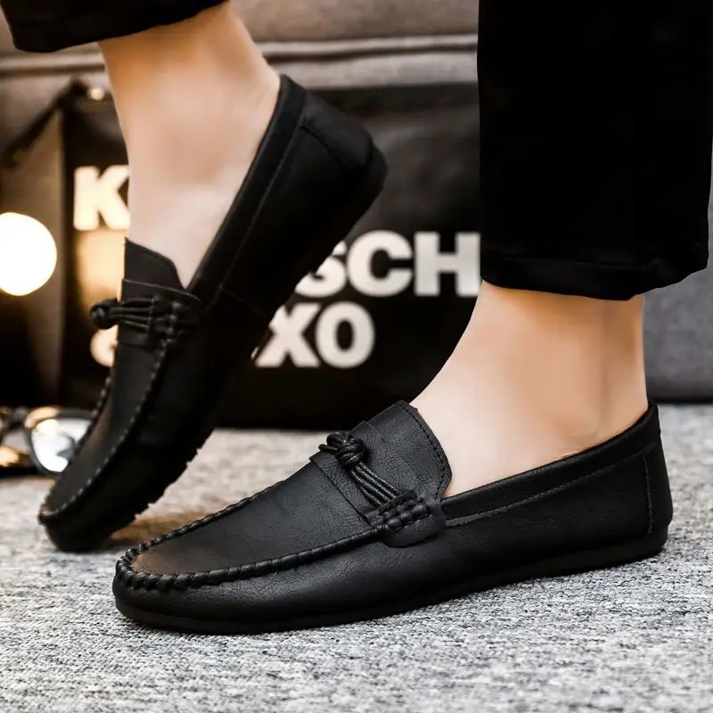 Men Black Leather Loafers Breathable Driving Shoes British Style Casual Slip on Footwear
