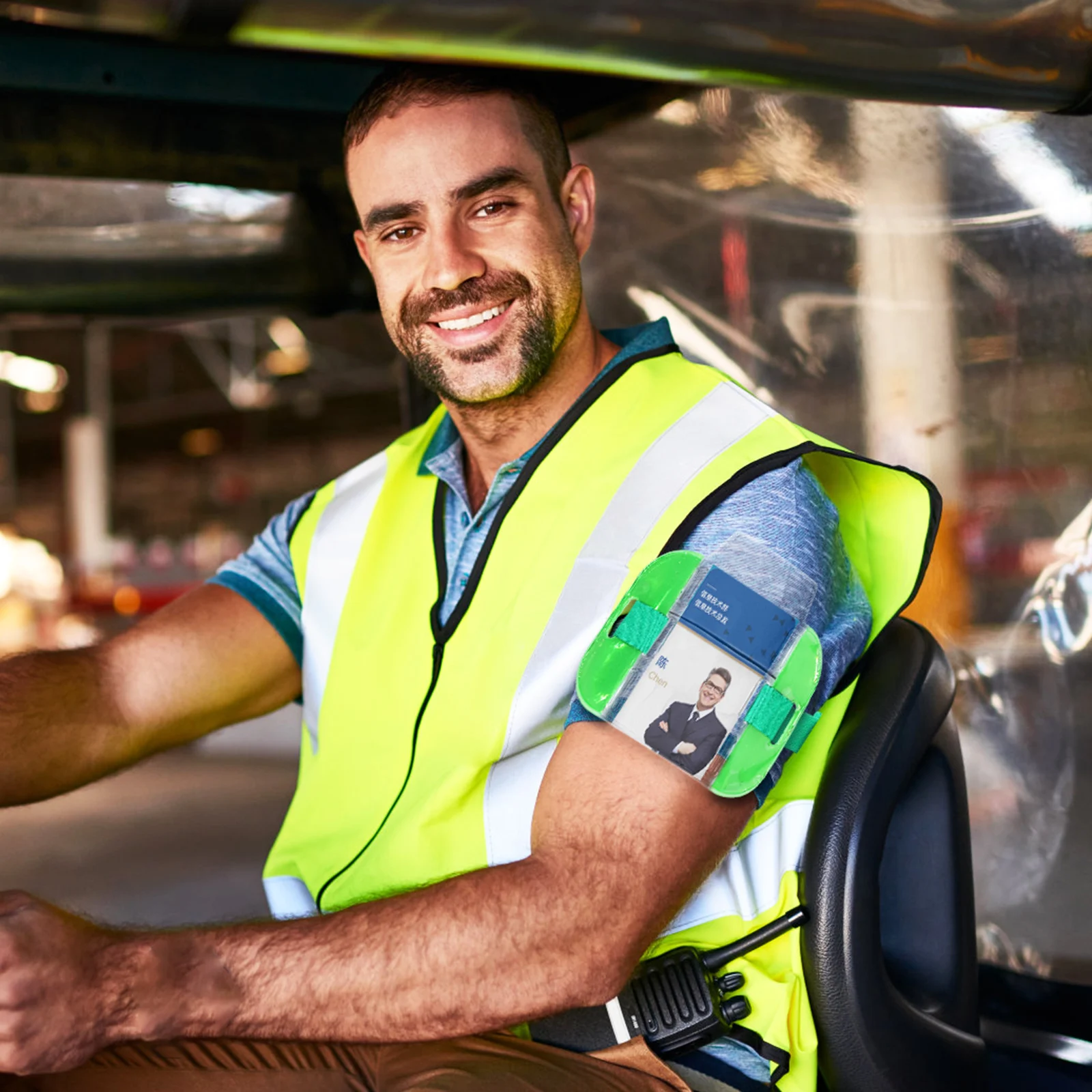 

4 Pcs Arm Badge Holder Armb s ID Card Name Tag License Adjustable Straps Green Black Plastic Staff Employee