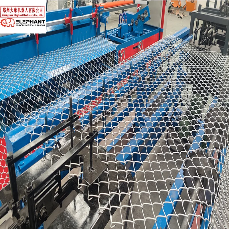 Single Galvanized Wire Diamond Mesh Weaving Chain Link Fence Machine