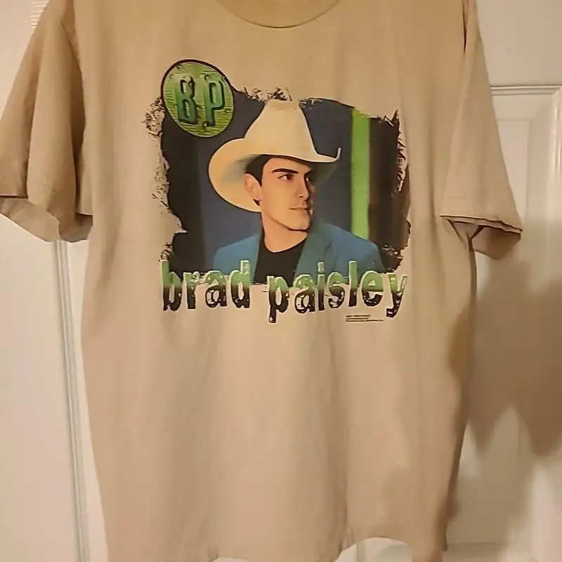 

Футболка Брэда Пейсли