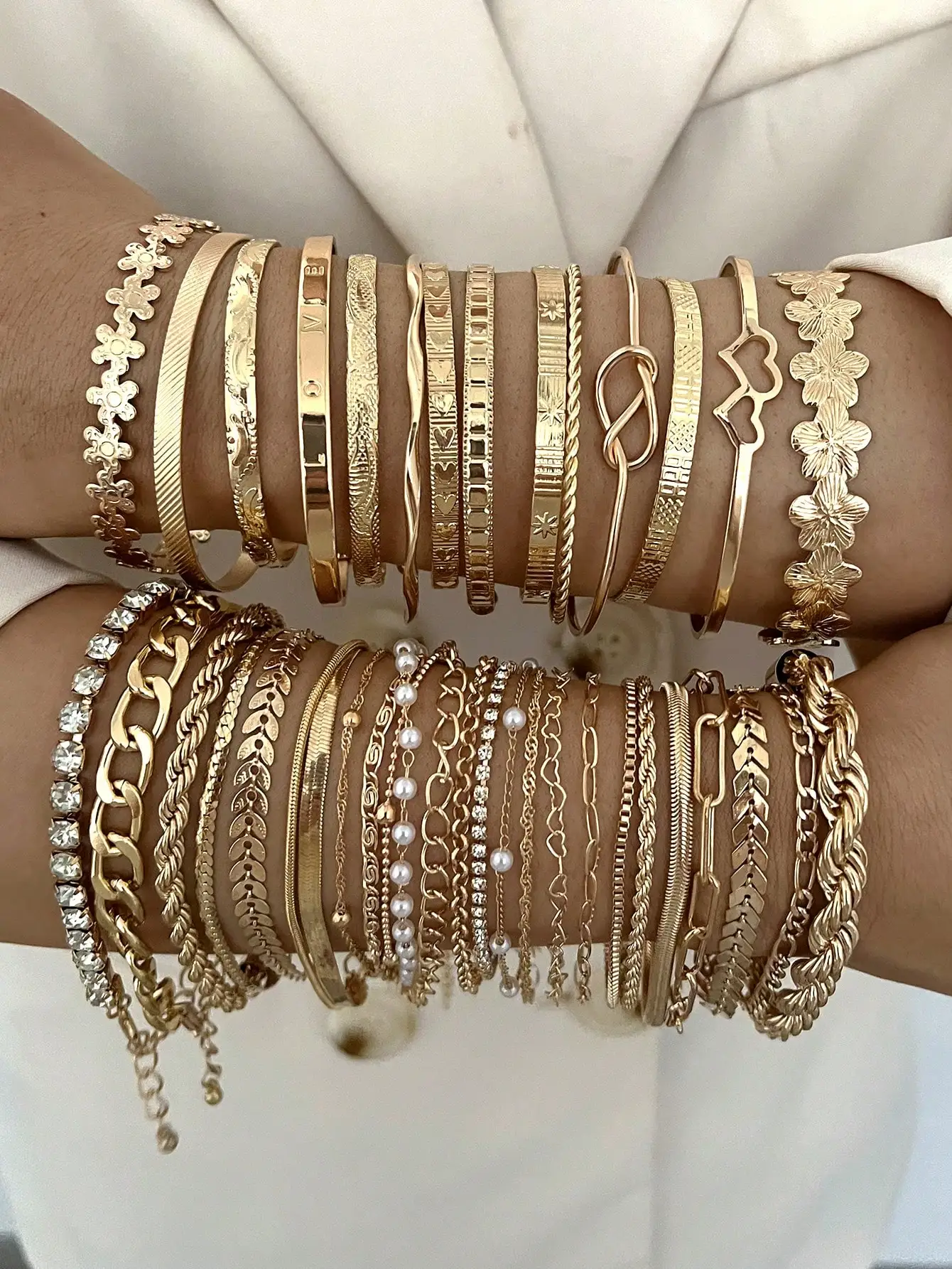 

30/20/10/6Pcs Vintage Stacking Bracelet Set Minimalist Delicate Floral Geometric Pearl Crystal Heart Cuban Box Snake Bone Braided Chain Bracelets Fashion Jewelry For Women Daily Wear Holiday Party Date Gifts