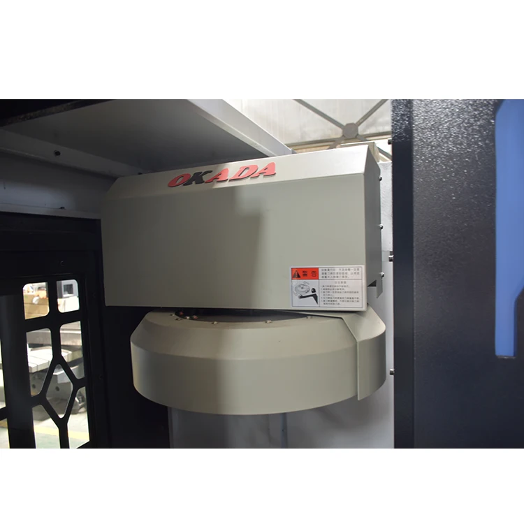 Fresatrice verticale CNC VMC 640 ad alta precisione Centro 3 assi 4 assi 5 assi Macchina Miglior prezzo