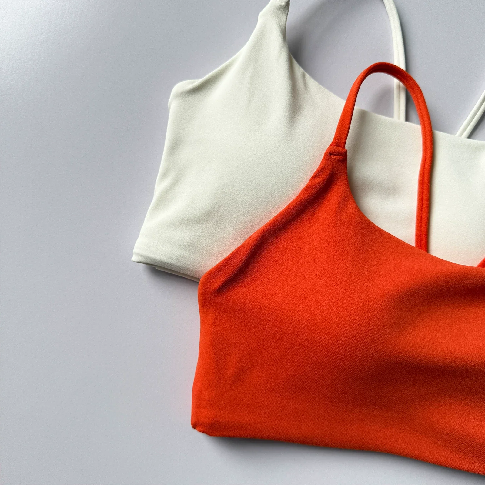 Stoßfestes Sport-BH für Damen mit Polstern, schnelltrocknend, atmungsaktiv, Yoga-Tanktop, Pilates-Trainings-BH, Fitness-BH – Detail 8