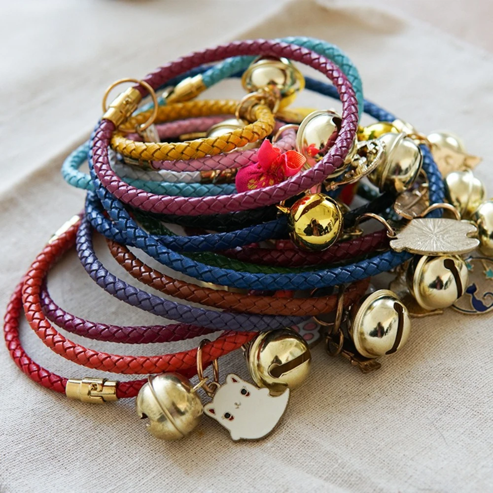 Collar de cuero con campana para mascotas pequeñas: gatos y perros - imagen 5