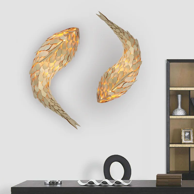 A creative wall lamp for home stay, tea room, carp decorative lamp, villa, restaurant, art fish shaped Japanese wall lamp