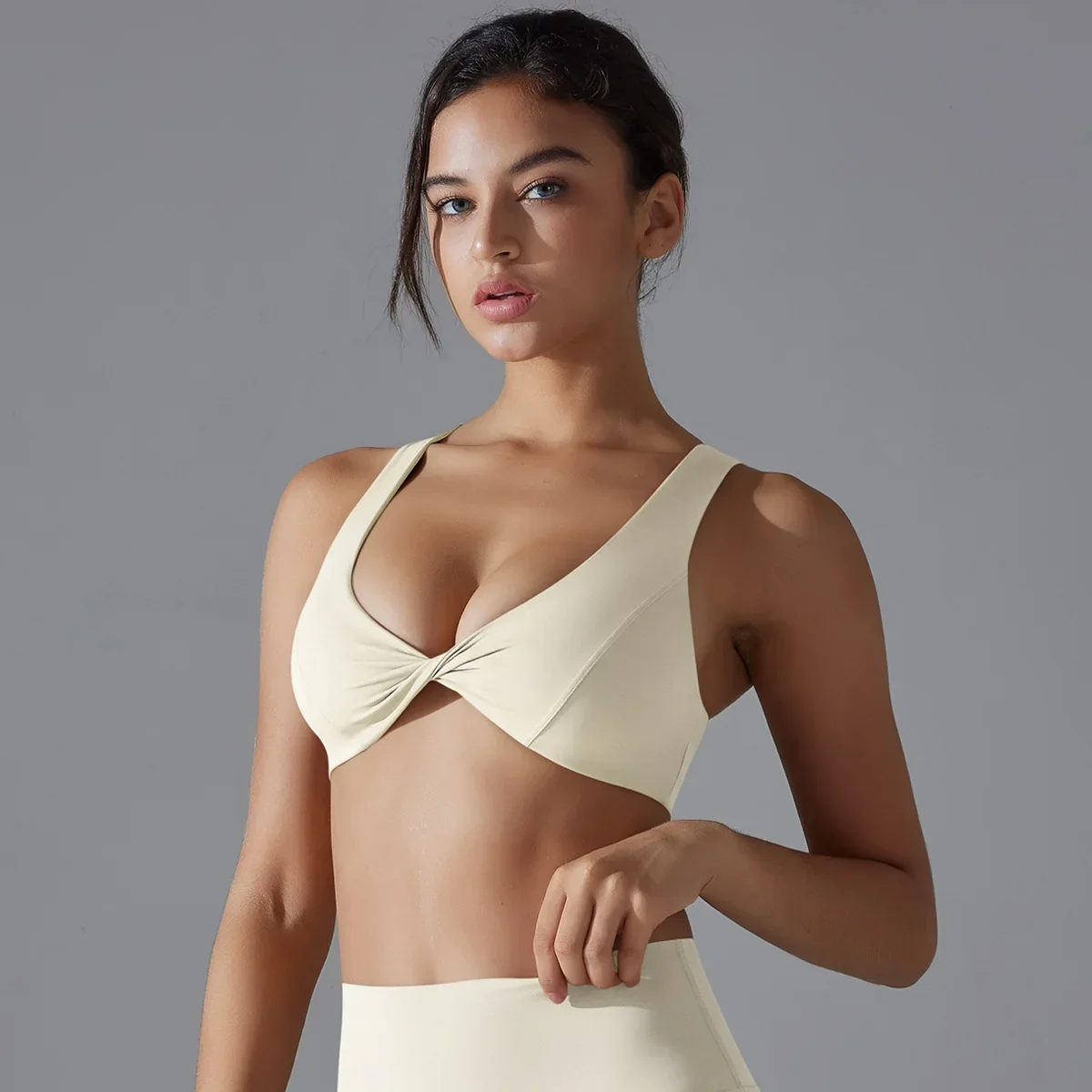 Soutien-gorge Push-Up sexy et résistant aux chocs pour femme, sous-vêtements de sport, d'entraînement, de yoga, de fitness, sensation nue, vêtements actifs