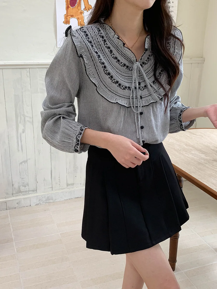 

Ранняя осень, новый стиль, французская рубашка в полоску с завязками по краям грибка