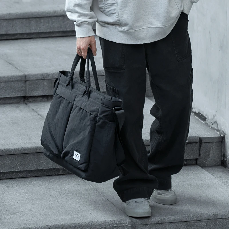 

MOYYI Large Capacity Men Oxford Handbag, Casual 17.3 Inch Laptop Business Bags, Stylish Fitness Travel Messenger Shoulder Bag