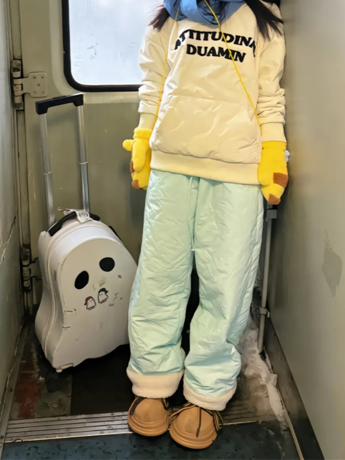 

Thiened American Lamb Velvet down Cotton Pants Women's Winter Northeast Fce Lined Skiing Pants Cold Resistant Harbin Sno...