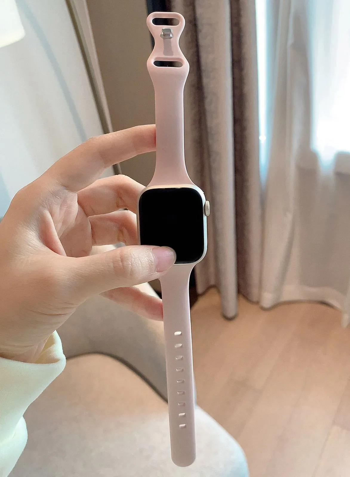 

Nice Silicone Strap For Apple Watch band women slim Series Ultra 10/9/8/7/6/5/4/3/2/1 SE 38mm 40mm 41mm 42mm 44mm 45mm 46mm 49mm