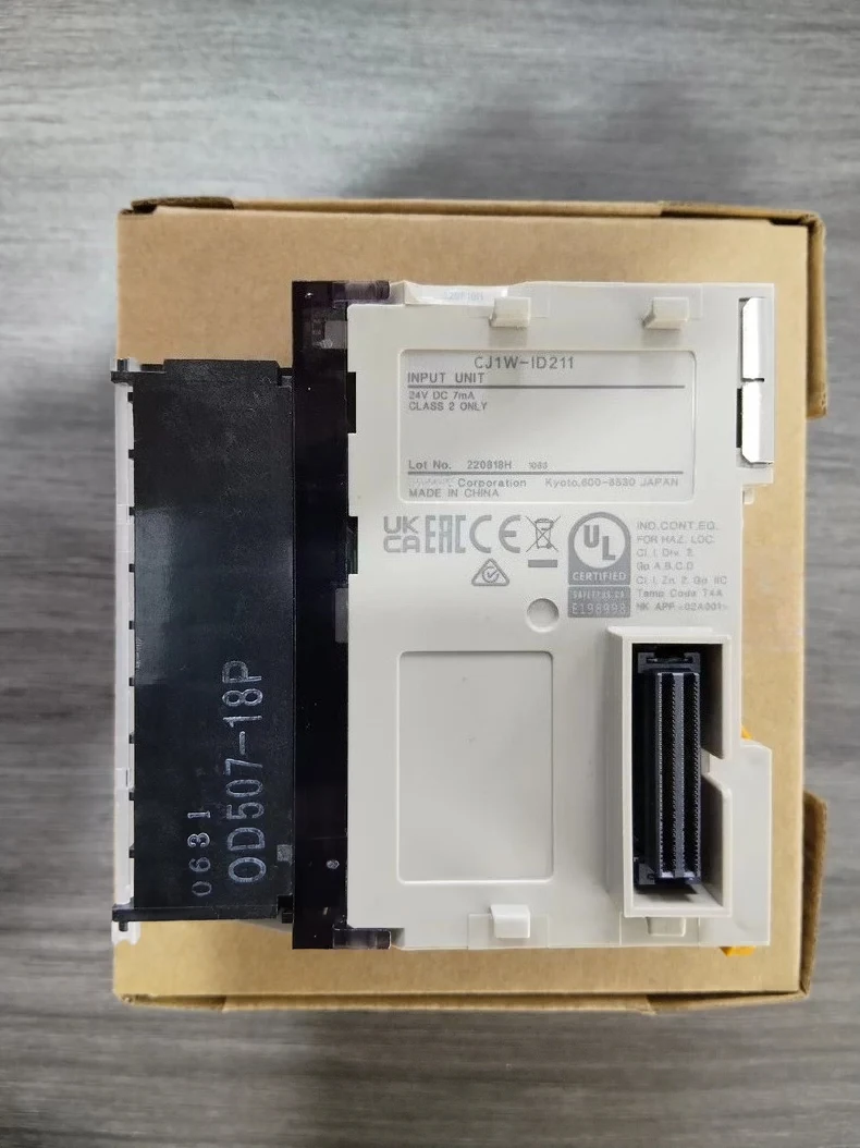 

New CJ1W-ID211 For Omron CJ1W-ID211 PLC Input Module