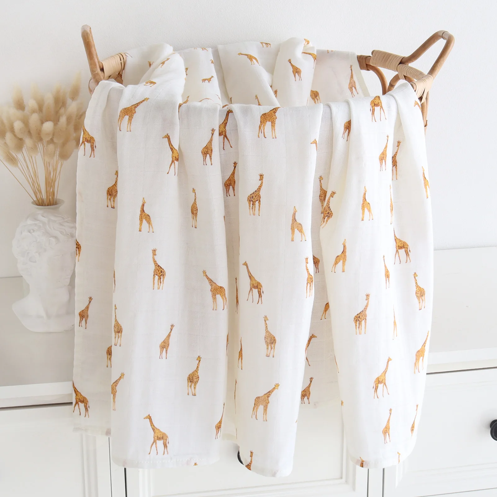 100% Organic Cotton Baby Blankets Newborn Muslin Wrap Baby Bed Muslin Swaddle Blanket Giraffe Print Gauze Bath Towel