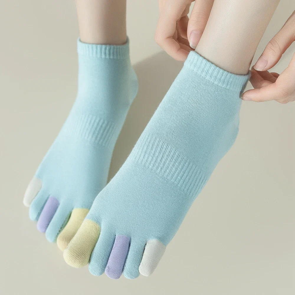 5 Pairs Anti-slip Toe Socks Women Five Finger Socks Cotton Low Cut Ankle Socks with Separate Fingers Yoga Pilates Socks Sports