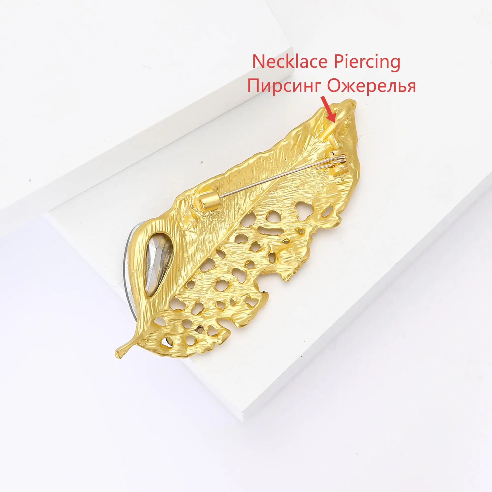 Beaut&Berry Luxury Rhinestone  Leaf Brooches for Women Unisex Plant Pins 2-color Available Casual Party Accessories Gifts