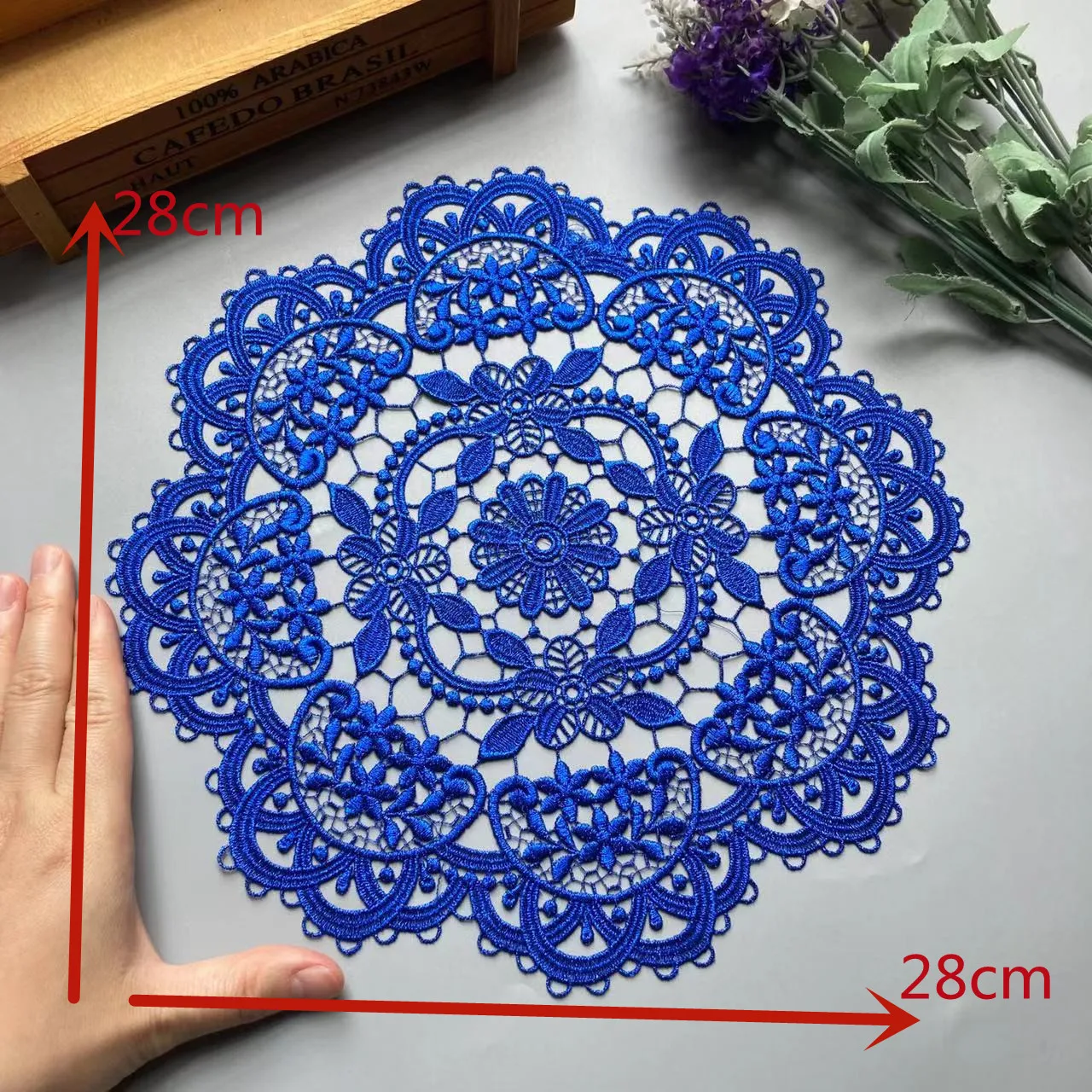 

28cm Sapphire Hollow Out Flower Lace Applique Trim for Sofa Curtain Towel Bed Cover Trimmings Home Textiles Cloth Polyester Mesh