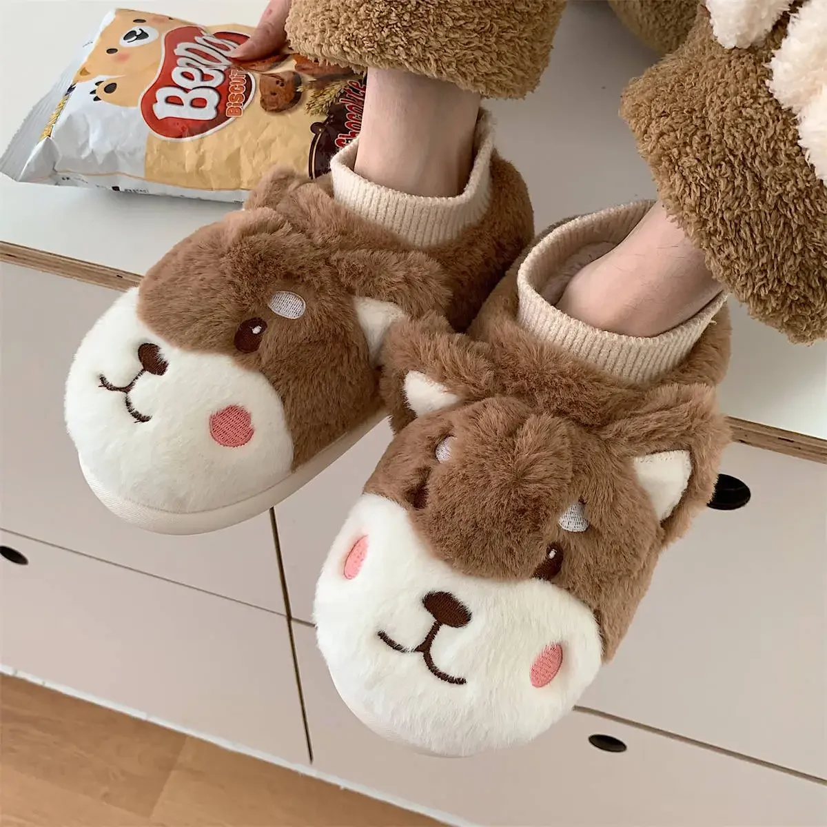 

Fuzzy Slippers Cute Slippers Women Men Kawaii Cartoon Animal Slippers Plush House Shoes Womens Slides Indoor