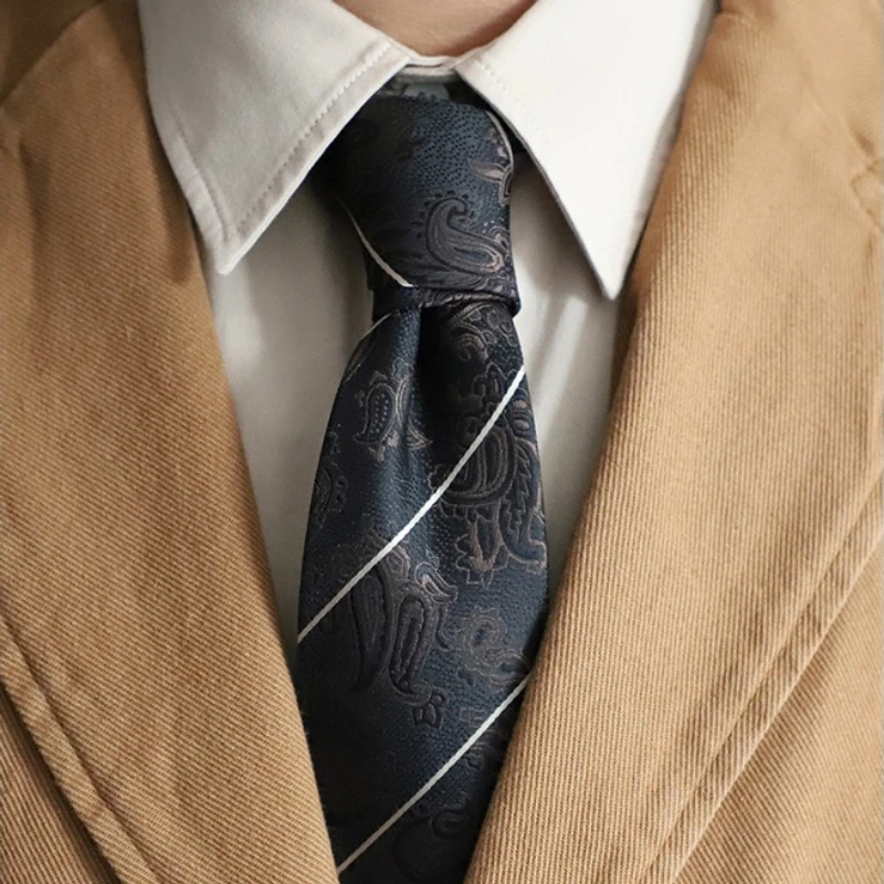 Vintage 8CM Light‑Luxury Hand‑Tied Striped Formal Suit Necktie Elegant Shirt Accessory For Business And Banquet Formal Occasions