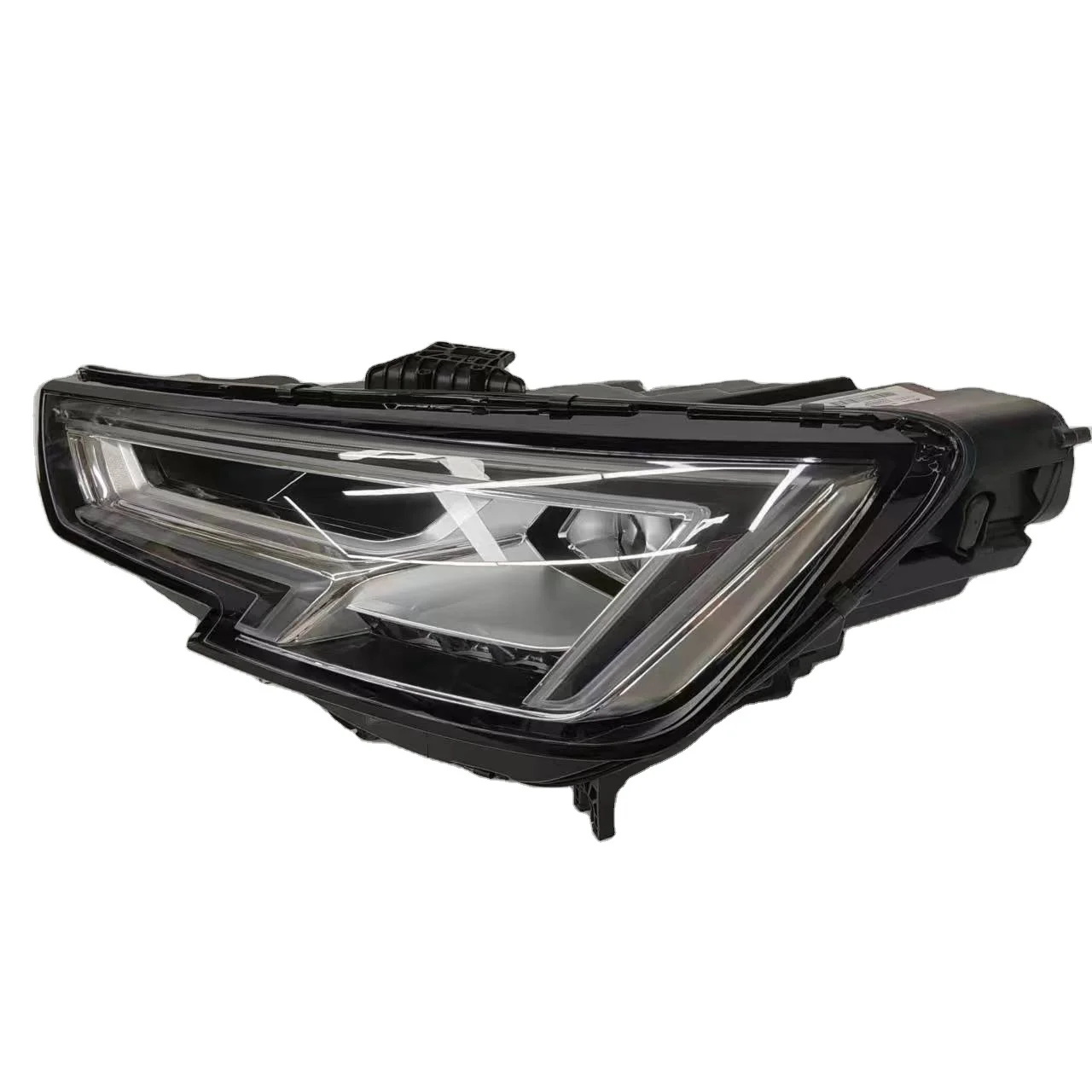 Per A4B10 LED Illuminazione automobilistica Produttore di fari Vendite dirette Fari originali