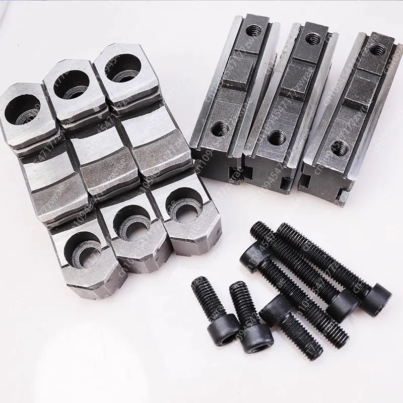 

Three-jaw chuck jaw slide seat