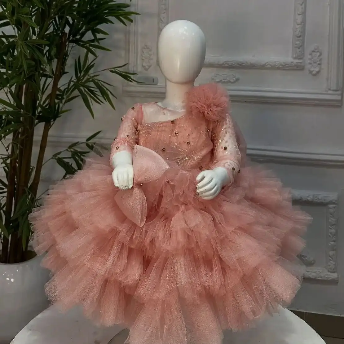 

Dusty Pink Flower Girl Dress For Wedding Customized Party Long Sleeve Ruffles First Communion Dress Birthday Gowns