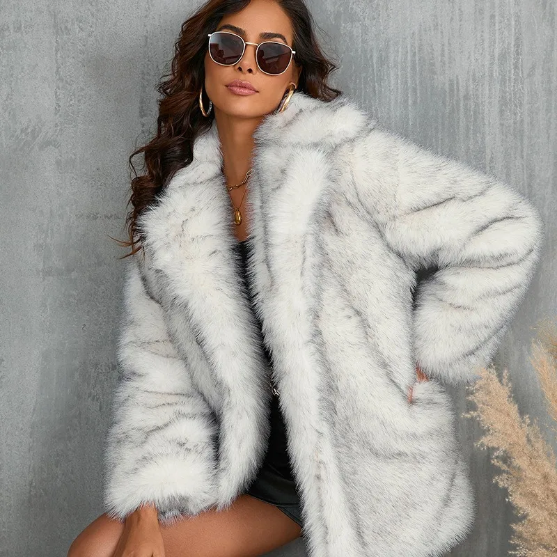 2024 European and American Autumn and Winter Women's Toka Fur Collar Coat Coat Artificial Fur Imitation Fur Coat Comfortable