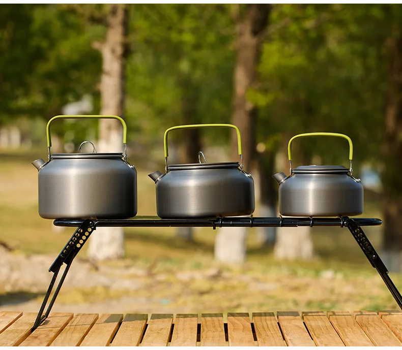 

Large Capacity 1.8L Camping Kettle,Ultralight Portable Aluminum Tea Pot for Outdoor Travel&Backpacking,Cooking on Campfire Stove