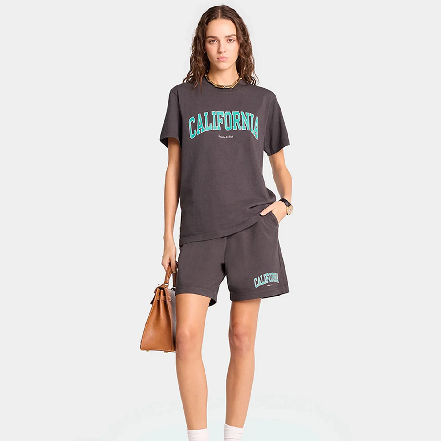 여름 신상 코튼 라운드 넥 티셔츠 여성 클래식 레터 프린트 캐주얼 다용도 스트리트 스타일 탑