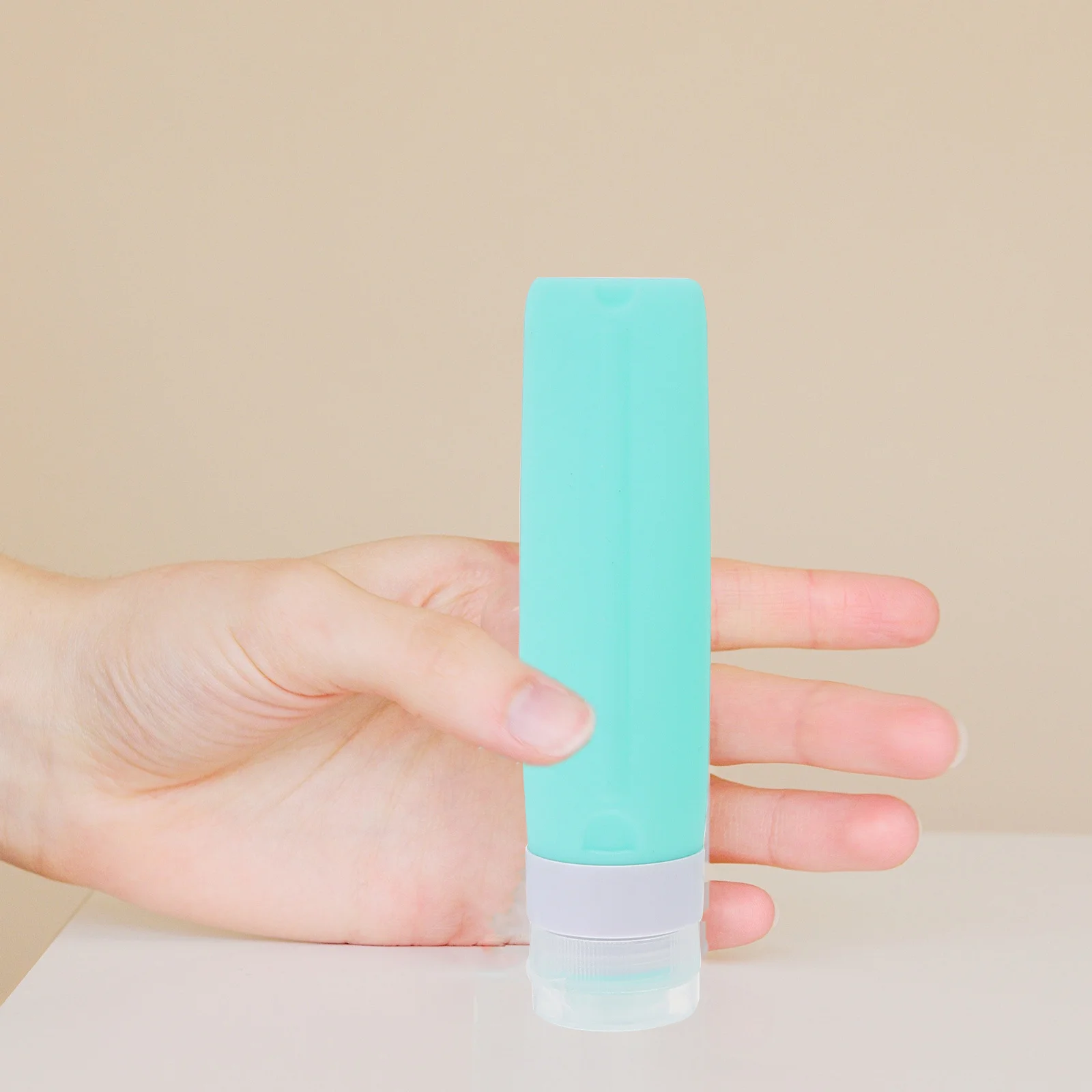 

5Pcs Travel Bottle Empty Refillable Cosmetics Container Portable Leak Proof Silicone Dispenser for Lotion Shampoo Face Cream