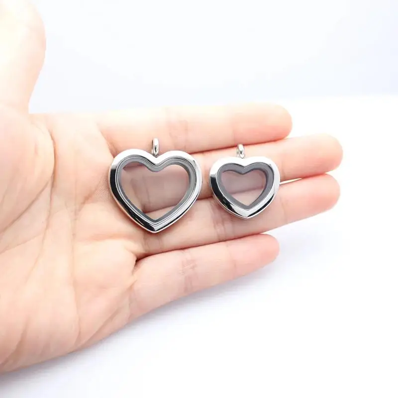 จี้ล็อกเก็ตรูปหัวใจแบบลอยตัว ขนาด 25 มม. 30 มม. 1 ชิ้น ทำจากสแตนเลสสตีล พร้อมแม่เหล็กและกระจก สำหรับทำสร้อยคอและเครื่องประดับ