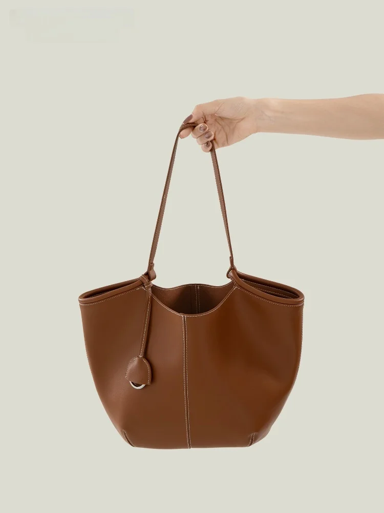 

2025 большая вместительная женская сумка-тоут из искусственной кожи, простая сумка-ведро высокого качества, универсальная сумка для подмышек, модная дорожная сумка-кошелек