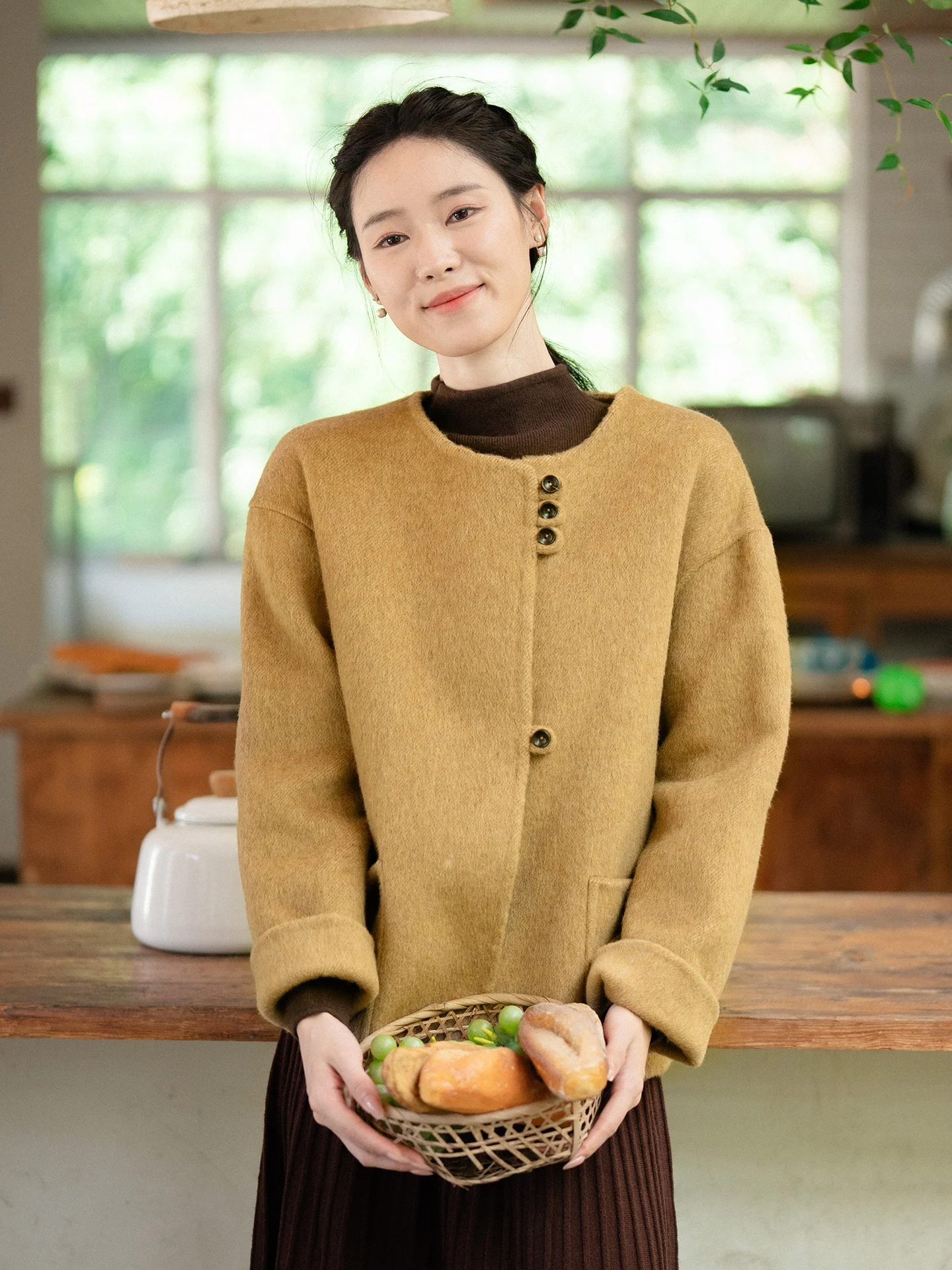 

Двустороннее шерстяное зимнее пальто желтого цвета свободного кроя для женщин, модное, для повседневной носки, с круглым вырезом, длинными рукавами, утепленное