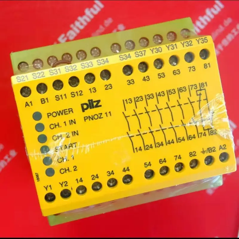 Pilz PiIZ safety relay PNOZ 11 774080 774086 774085 brand new imported from Germany