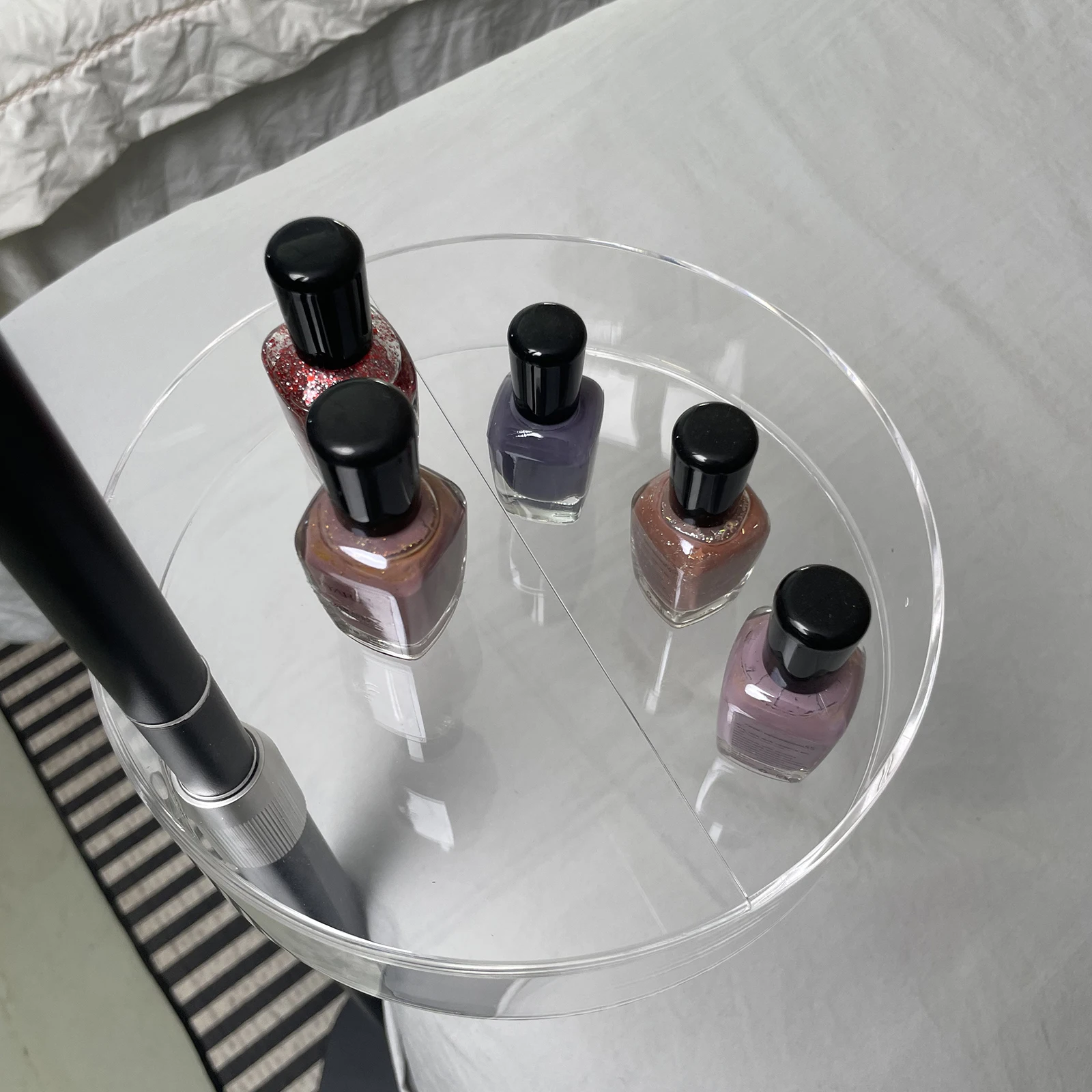 

Universal White Transparent Cosmetic Tool Holder Tray Attachment for Half Moon LED Beauty Light – Tool Organizer for Salon Use