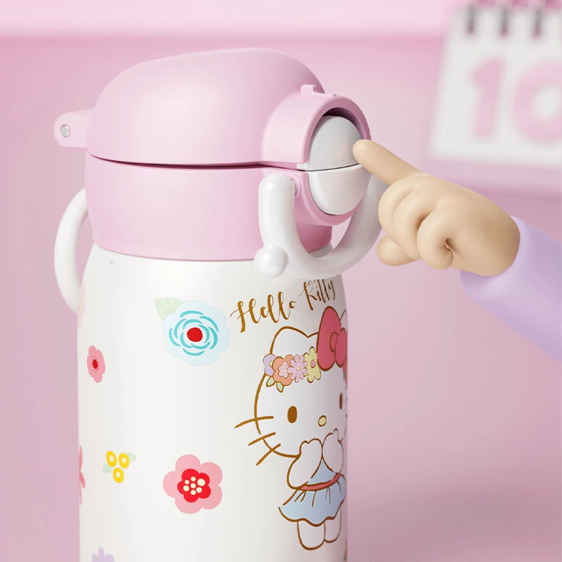 Neue Sanrio 220 ml Wasser Tasse Cartoon Hellokitty Kuromi Klavier Doppel Trinken Isolierte Tasse Für Student Mini Tasche Tragbare Tasse geschenk