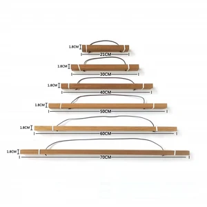 Bingkai Gantungan Magnetik Kayu Solid Bingkai Kayu Jati Poster Gantung Kalender Gulir Inti Klip Gantung 30x40 40x60CM 50x70CM Gambar 10 bingkai magnetik penjualan terbaik - №