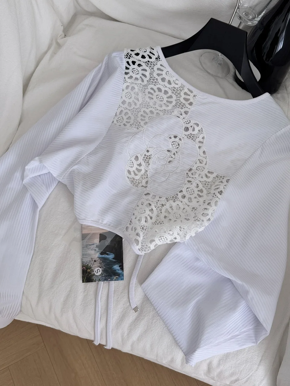 

Ele ort Bal Hollow out Design Women's irt Korean Sle Breathable Long Sve round Ne Pure Color Spring Autumn