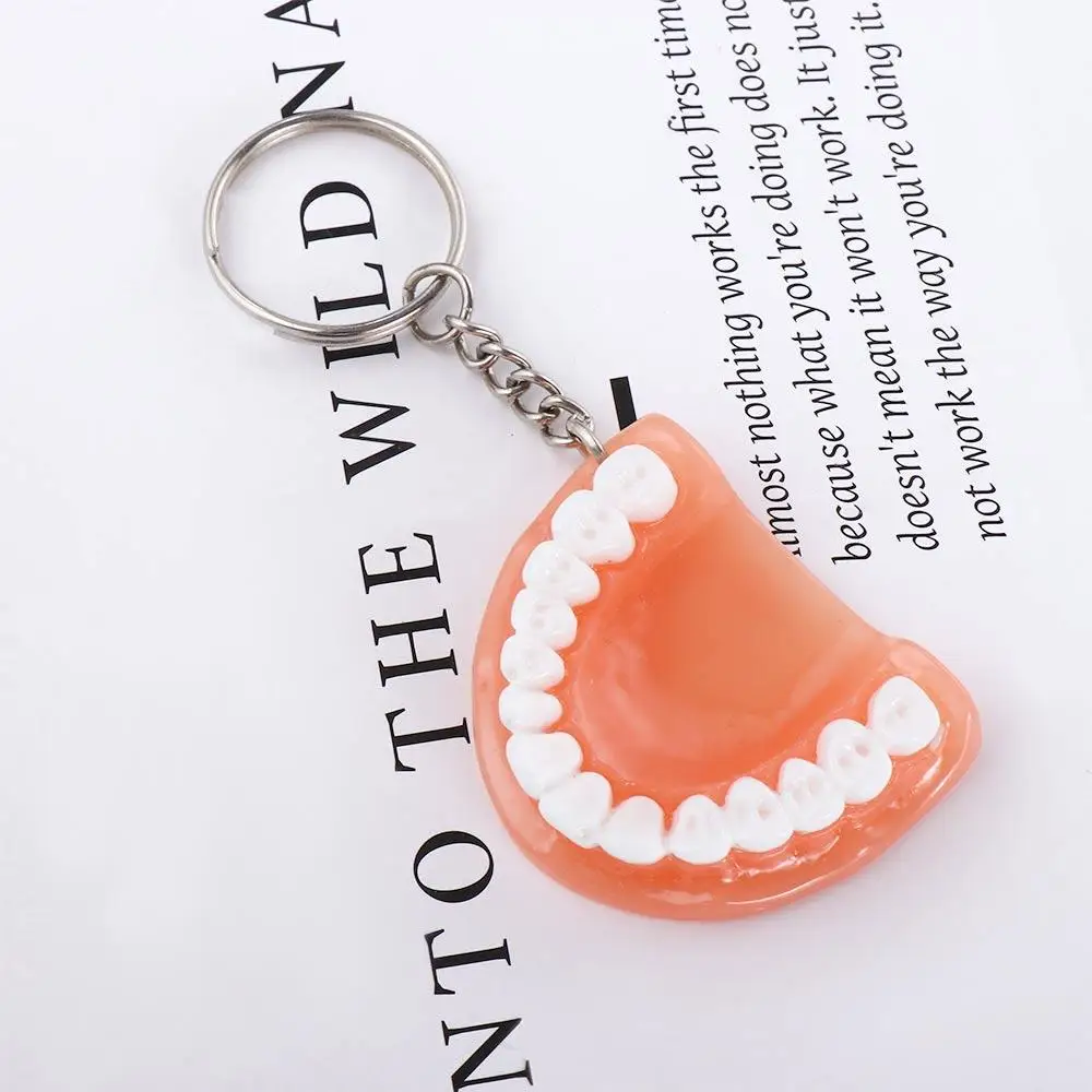 Creative Dental Decoration Resin Upper Jaw Teeth Shape Tooth Key Chain Teeth Pendant Teeth Keyring Denture Key Chain