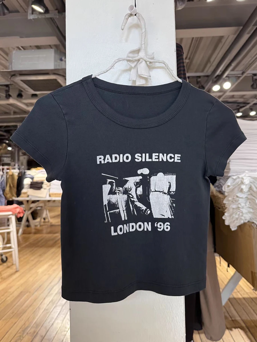 

Classic Rock Band Graphic T-shirt Women Summer Round Neck Short Sleeve Cotton Cropped Tees Vintage Streetwear Slim Crop Top Y2k