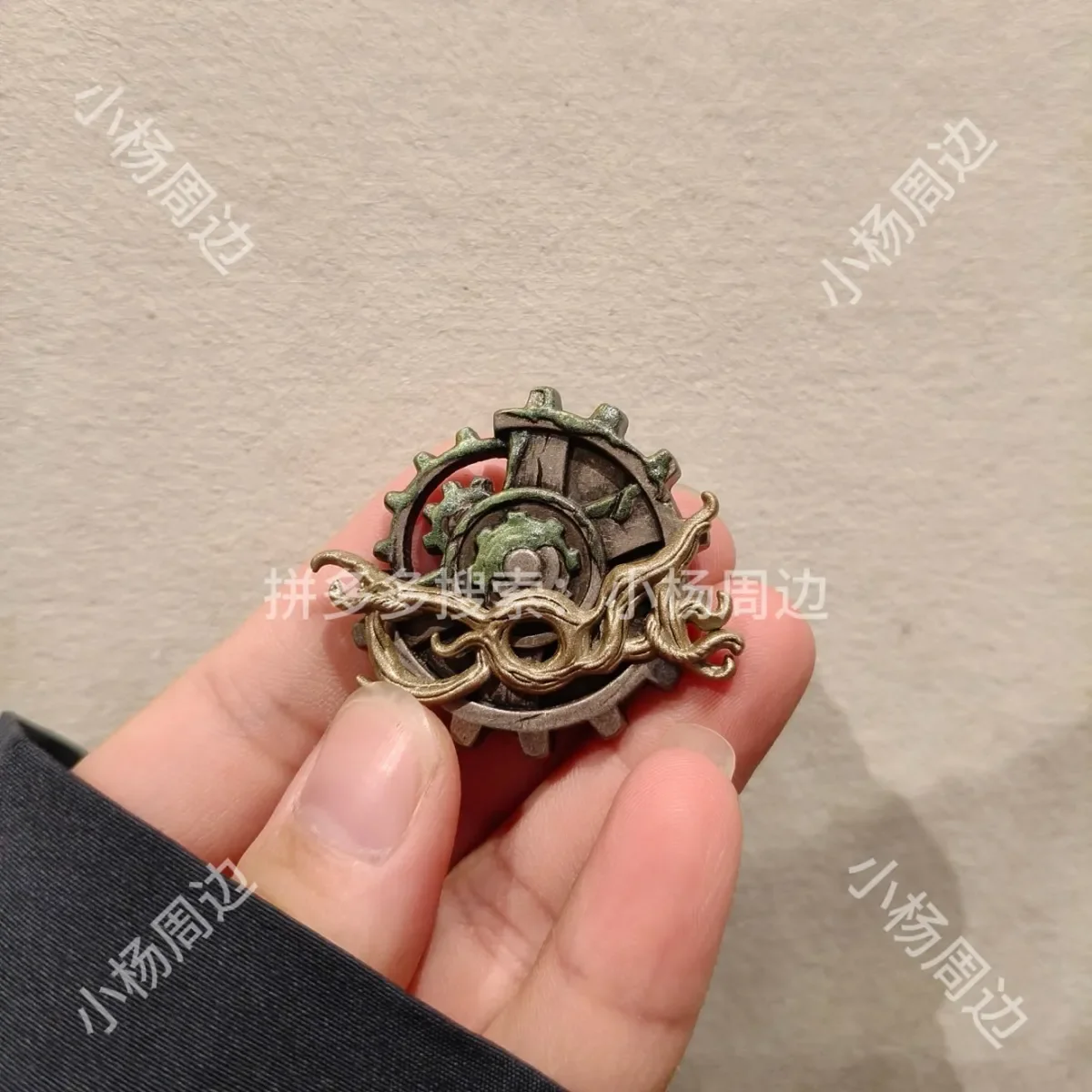 أنيمي لعبة الهوية الخامس نائب سوبيدار نورتون كامبل فريدريك كريبورغ تأثيري أنيمي شارة معدنية بروش اكسسوارات هدية عيد الميلاد