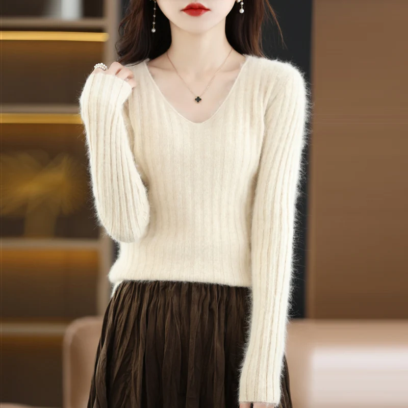 

2024 New V-neck mink cashmere sweater with long sleeves and bottoming women's sweater with slim fit and joker top.